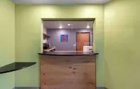 Motel 6 Extended Stay Birmingham Pelham  AL
