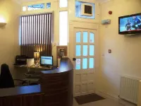 سيتي لودج لندن Hotels near باو