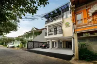 Tree Homestay Mitra RedDoorz