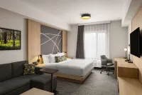 La Quinta Inn & Suites By Wyndham Kelowna Bc