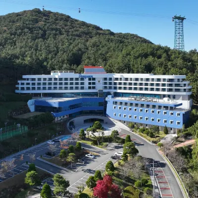 Tongyeong Dongwon Resort & Youth Hostel Hotels near Tongyeong Cable Car
