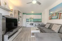Charming 1-Bedroom Apartment with Ocean Views in Costa Adeje - 3-Sterne