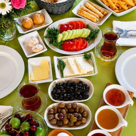 Tenedos İskele Otel