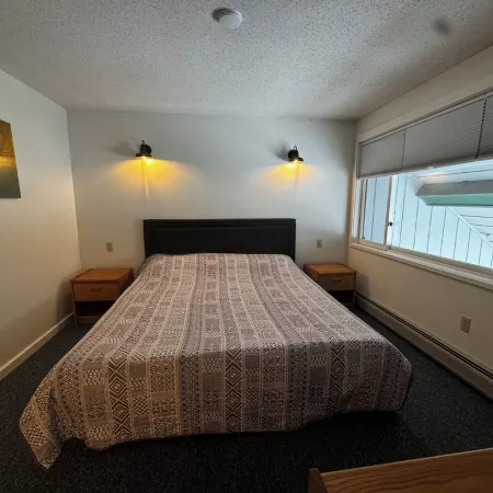Private 2Bd 2Bath - Sleeps 5/6 Town home In Stowe VT - 15min From The Mountain