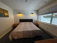 Private 2Bd 2Bath - Sleeps 5/6 Town home In Stowe VT - 15min From The Mountain - 2-Star