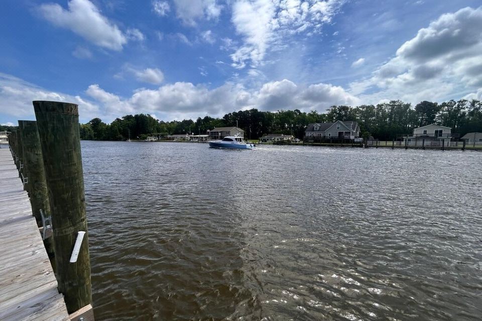 Photo 6 of 6