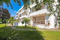 Garden & Surf by Rossana - Happy Rentals - 2-Star