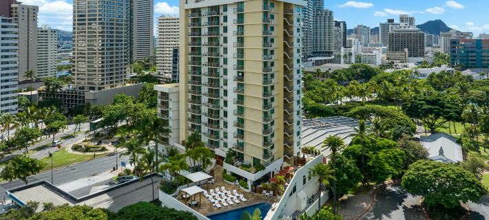 Luana Waikiki Hotel & Suites Отели в г. Гонолулу