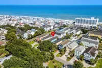 Barefoot Beach-Steps to Beach, Pool, Pet Friendly - Wifi