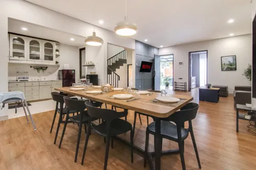 4BR Alinda C02 By Kava Stay - 3-Star