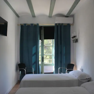 Lotel Casa Noble Hoteles cerca de Feria de Valencia
