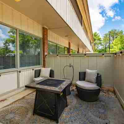 Close 2 Dollywood Rustic Sleeps 6 Family Fun Fitness & Recreational Facilities