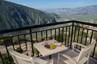 Acropole Delphi City Hotel - Mountain view