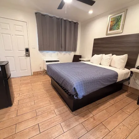 SurfSide Stay