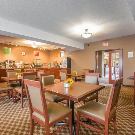Comfort Inn & Suites