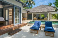 The Halcyon Private Isles Maldives, Autograph Collection - Pools