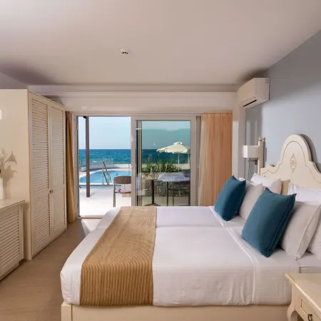 Alexander Beach Hotel & Village Resort