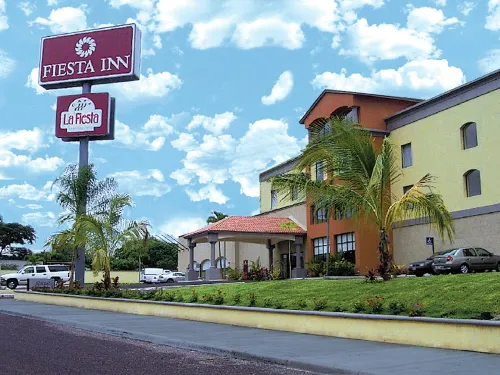 Fiesta Inn Poza Rica - parking