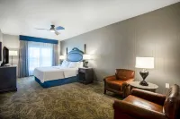 Homewood Suites by Hilton Salina Downtown - С баром