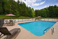 Hampton Inn Brevard - parking