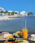 Zenses Hotel in Caye Caulker - breakfast