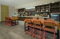 Home2 Suites by Hilton Grove City Columbus - breakfast