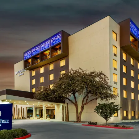 DoubleTree by Hilton Lubbock University Area