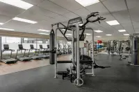 Sheraton Montreal Airport Hotel - Gym