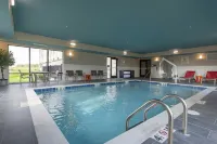Hampton Inn & Suites Xenia Dayton - Pools