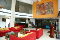 Hotel Rajshree & Spa - 3-Star