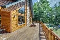 Ski, Hike & Explore! Spacious Conway Cabin w/ Deck - Wifi