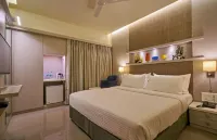 Hotel Atharv Top Rated Business Hotel in Kolhapur - servizio colazione