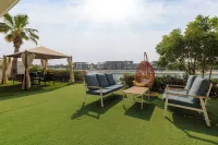 Maison Privee - Classic Beachfront Villa w/ Pool on Palm Jumeirah - Villas