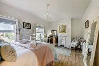 Host Stay Silk Weaver s Cottage - 4성급