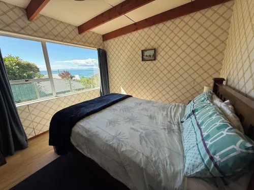 Little Kaiteriteri Rose's bach -3min walk to beach - 2-Star