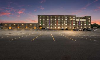 Clarion Hotel and Convention Center Baraboo