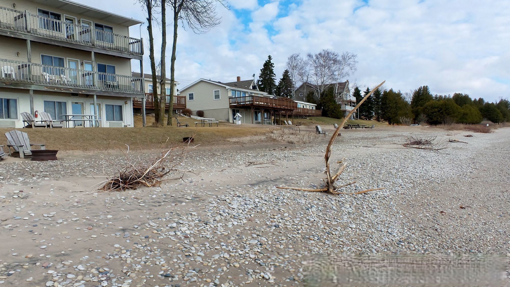 Algoma Beach Motel