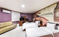Happy Q Motel