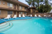 Days Inn by Wyndham San Bernardino Hotels in Highland