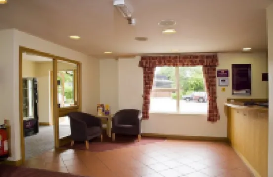 프리미어 인 노스 왓포드