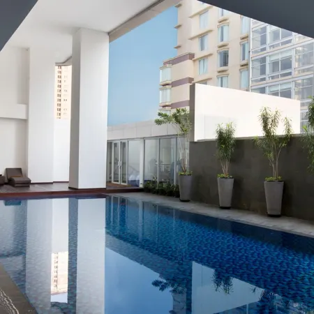 Hotel Santika Premiere Hayam Wuruk Jakarta Отели в г. Западная Джакарта