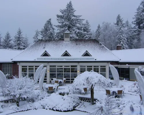 เฟลตเชอร์ โฮเทล - เรสเตอรองต์ วิคตอเรีย - โฮนเดอร์ลู โรงแรมในฮอนเดอร์ลู