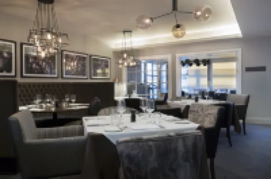 ホテル インディゴ カーディフ by IHG