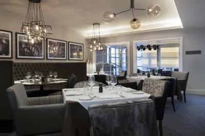 Hotel Indigo Cardiff Отели рядом с достопримечательностью «Андерсон Филдс»