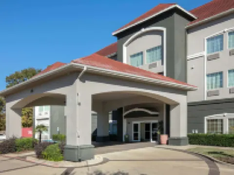 La Quinta Inn & Suites by Wyndham I-20 Longview South Hotels in Longview
