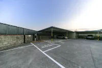 Yeongcheon Hotel Shop - parking