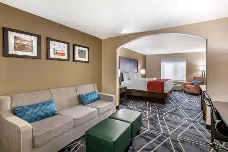 Comfort Inn & Suites