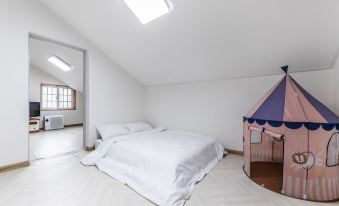 Hongcheon Walk in the Clouds Kids Pool Villa