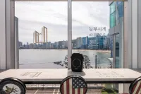 Busan Gwangalli Hotel the Hommme - إطلالة على البحر