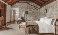 Aman Sveti Stefan - 5-Star